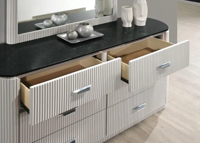 Aldgate Dresser - Image 3