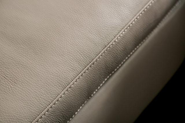 BALDERICO Power Loveseat - Image 4