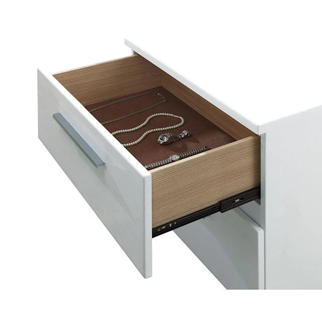 Clementine 4 Pc Queen Bedroom Set - Image 3