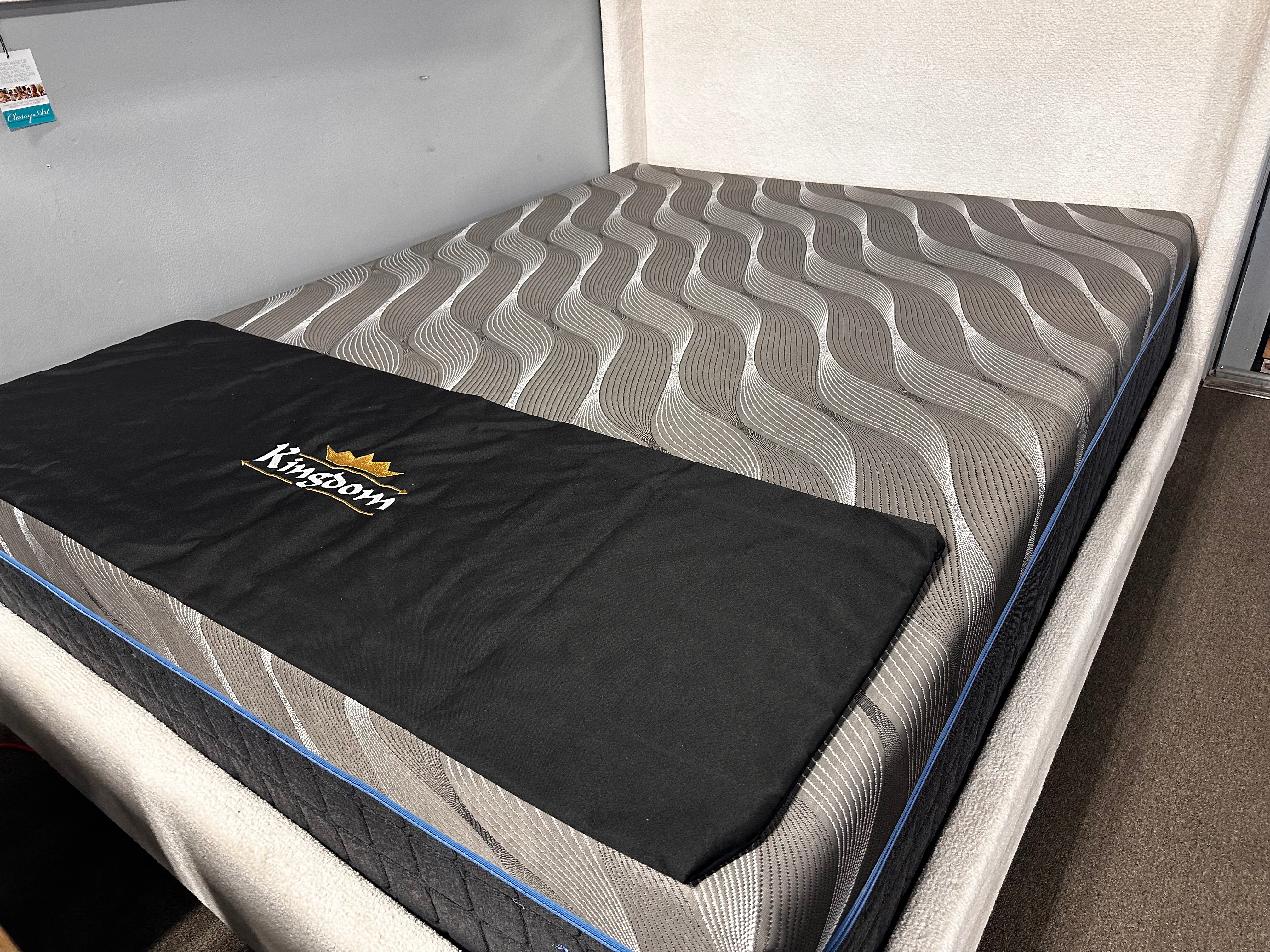 Icy Hybrid Firm Mattress
