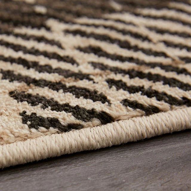 Kendrick Area Rug - Image 5
