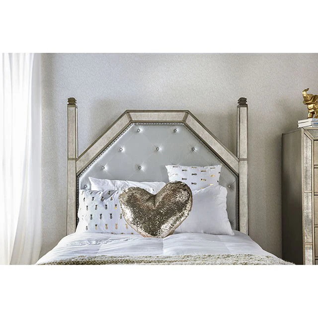 Loraine Bed - Image 5