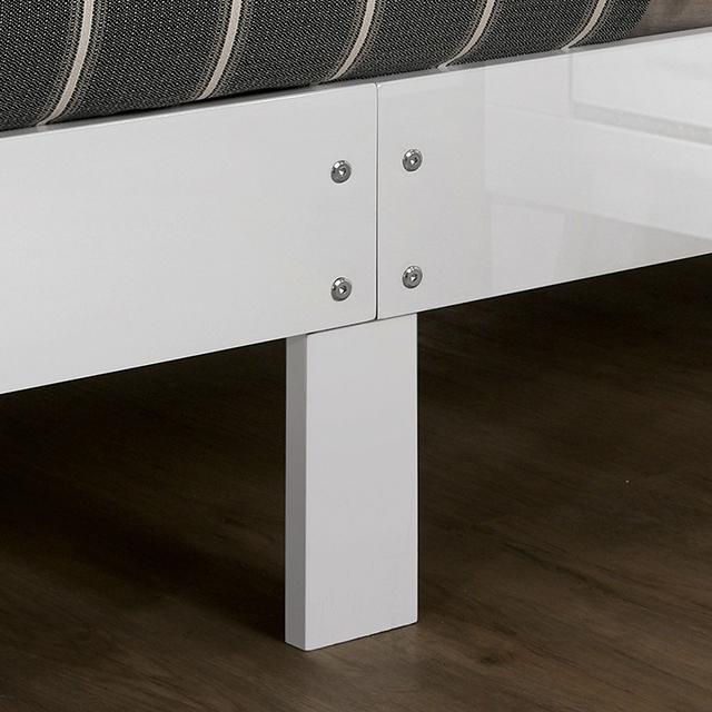 Magdeburg Queen Bed - Image 5