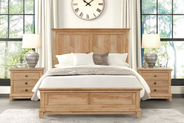 McHenry E.King Bed - Image 3