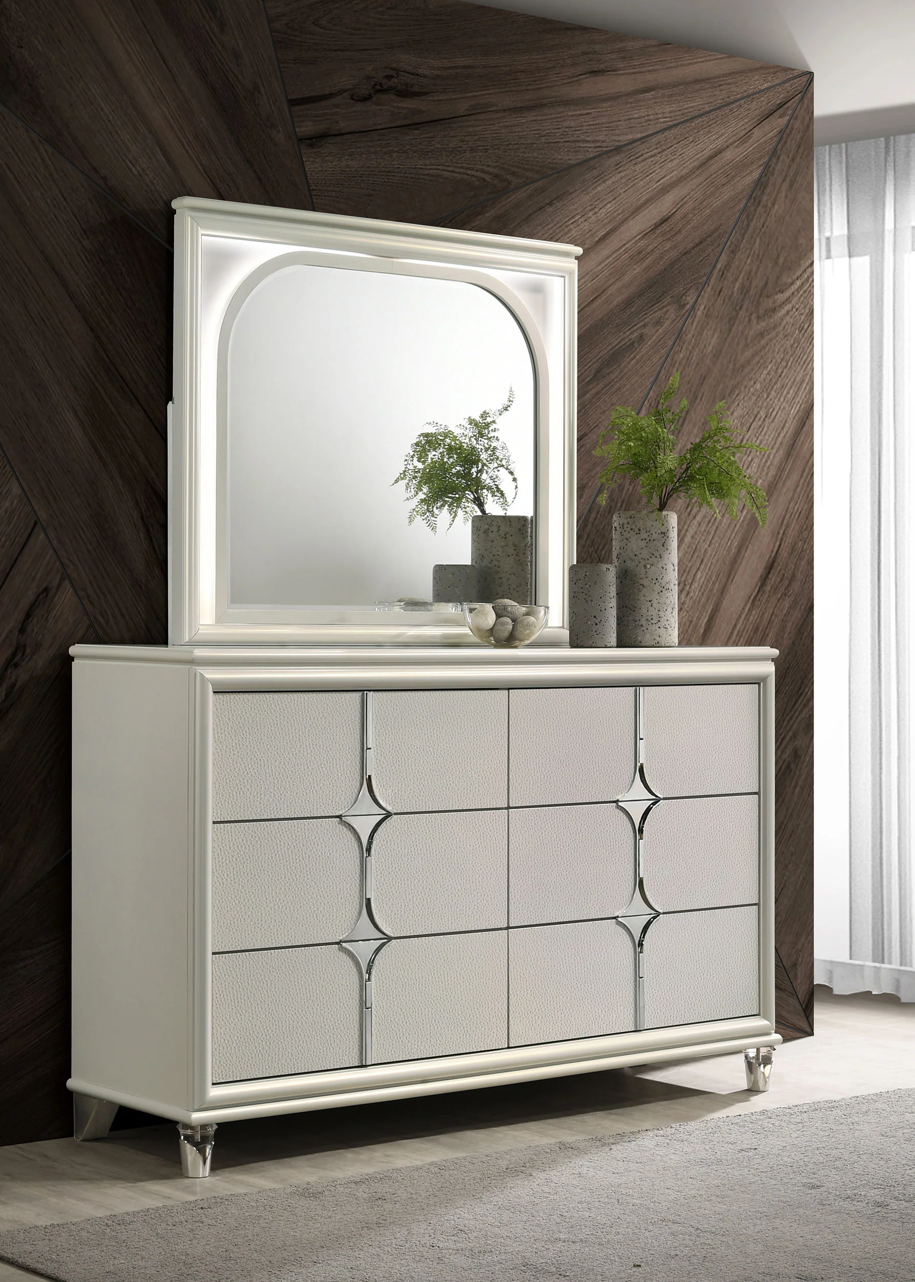 Olivia Dresser with Mirror - Image 2