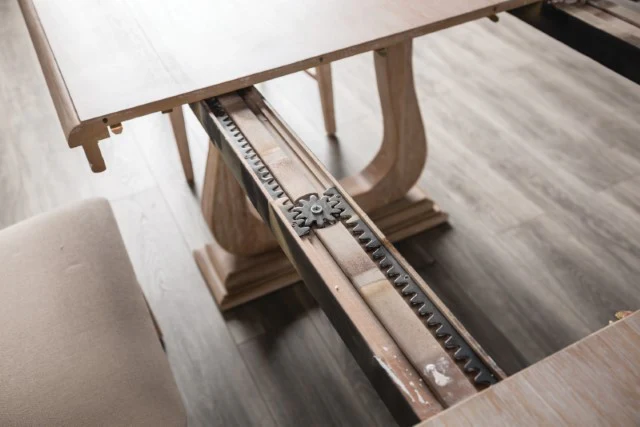 Orbetello Dining Table - Image 5