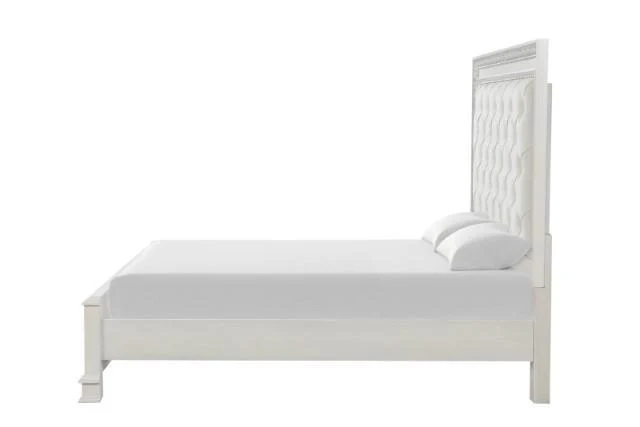 Stella Mia 4 Pc 5 Pc Queen Bedroom Set White - Image 16