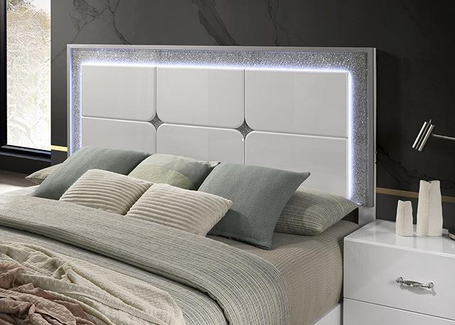 Stoholm E.King & Queen Bed - Image 4