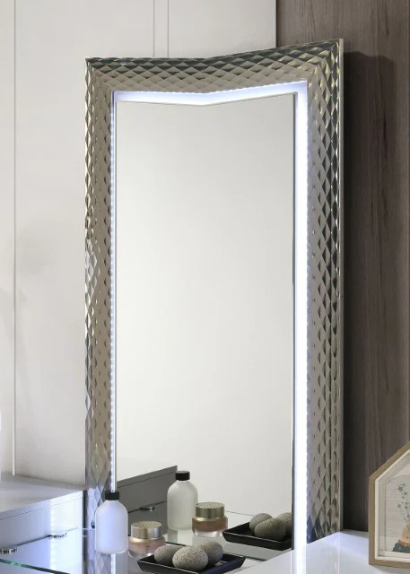 Ventnor Vanity Set - Image 4