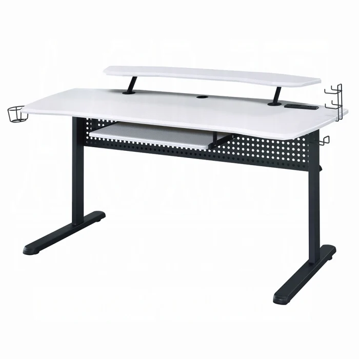 Vildre Gaming Desk With USB - Image 2